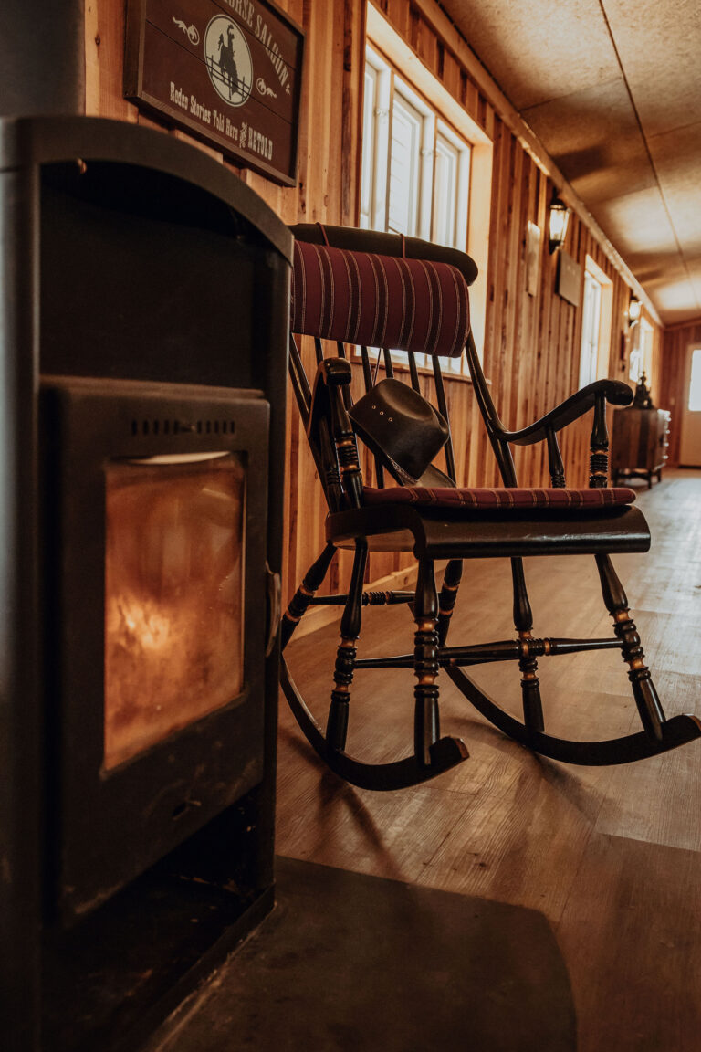 WesternSaloon-43